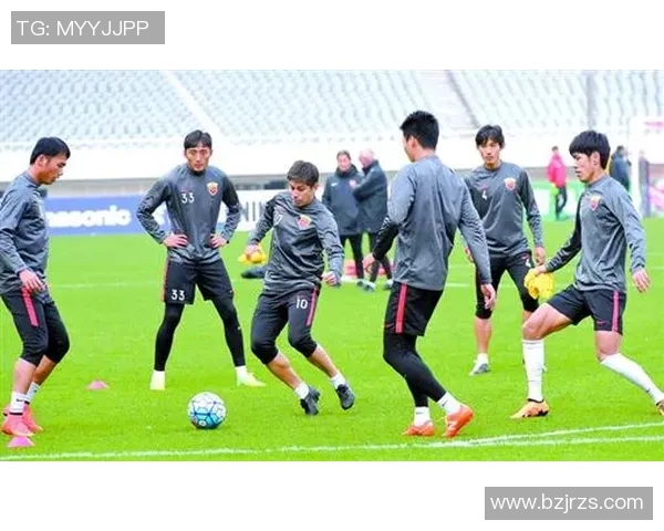 上海乒乓球队在洲际杯中的默契配合与精彩表现分析 上海乒乓球队在洲际杯中的默契配合与精彩表现分析