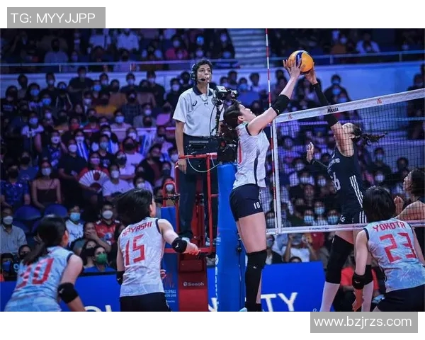 上海排球队以77分领跑总决赛积分榜展现强劲实力 上海排球队以77分领跑总决赛积分榜展现强劲实力